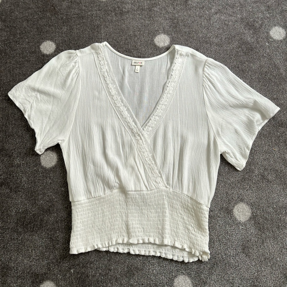 Self Esteem by Macys Women’s Gauze V-Neck top🤍🤍